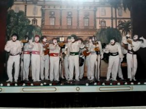 A través del tiempo