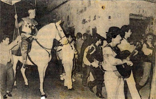 Antología de los Majaras - Manolo Casa a Caballo - Caja Gafa y Guitarra Miguel Neva 1