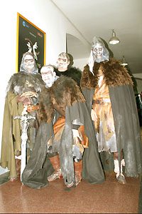 Los Divinos - Tipo