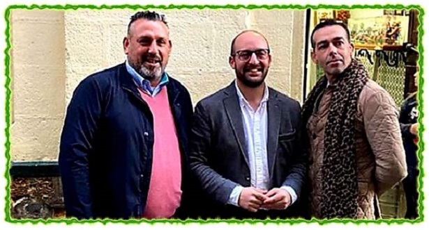 José María García Flores junto al Alcalde y el Concejal de Fiestas